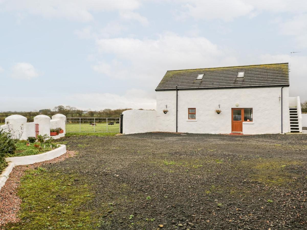 May'S Cottage Бушмилс Экстерьер фото